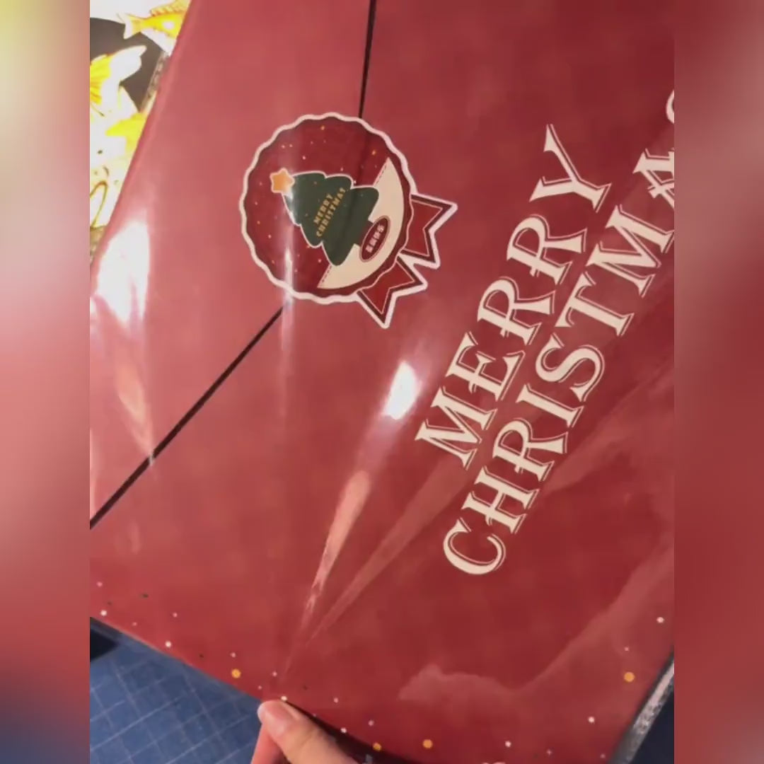 Christmas Eve in Grindelwald — real kit details and sticker-making demonstration